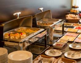 KRAKUS hotel Krakow overnatning restaurant ferie badeland i Krakow
