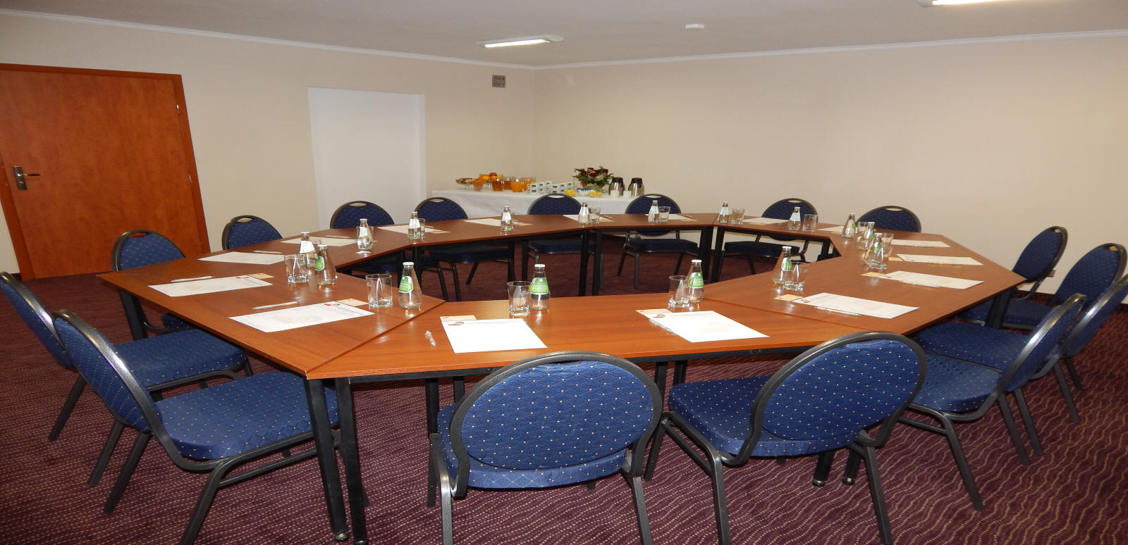 KRAKUS hotel Krakow overnatning restaurant ferie badeland i Krakow